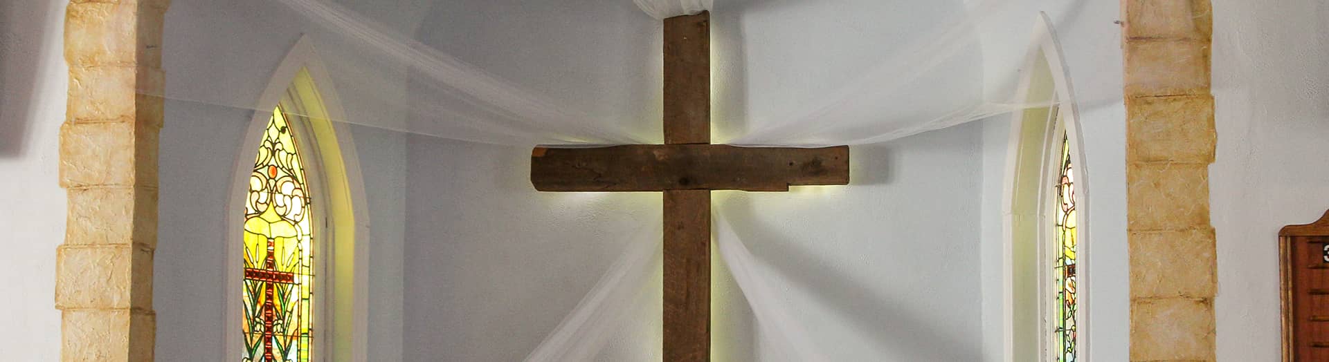 The congegration singing at Prospech Church of Gatchelville, PA